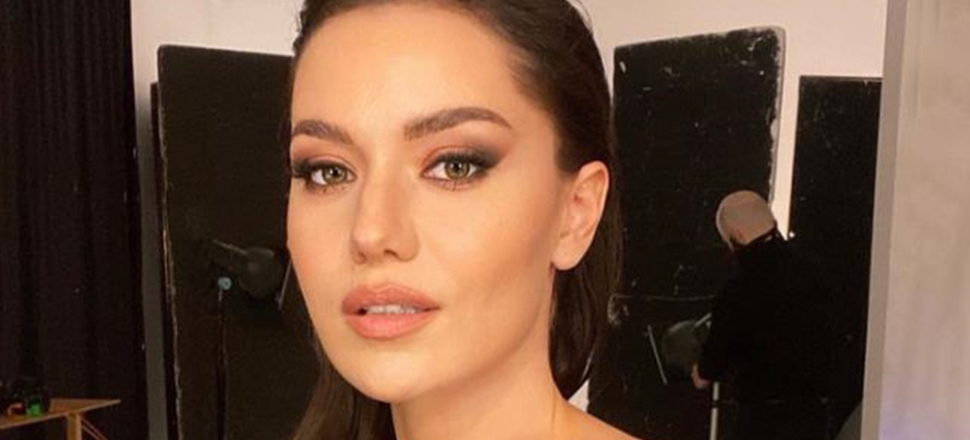Fahriye Evcen'in pozlarına beğeni yağdı