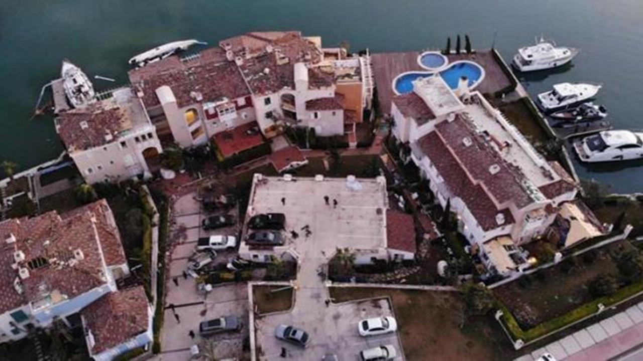 Hortumun izleri gün ağarınca ortaya çıktı
