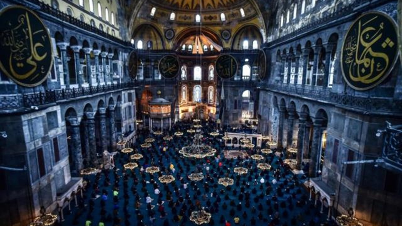 Ayasofya'nın ihtişamı şimdi ortaya çıktı