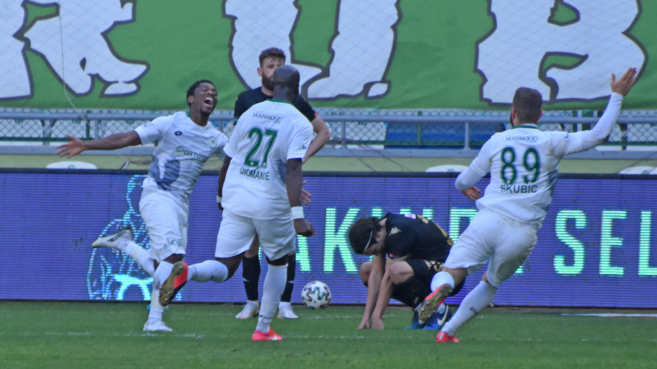 Konyaspor'un 6 maçlık hasreti Denizlispor maçıyla dindi