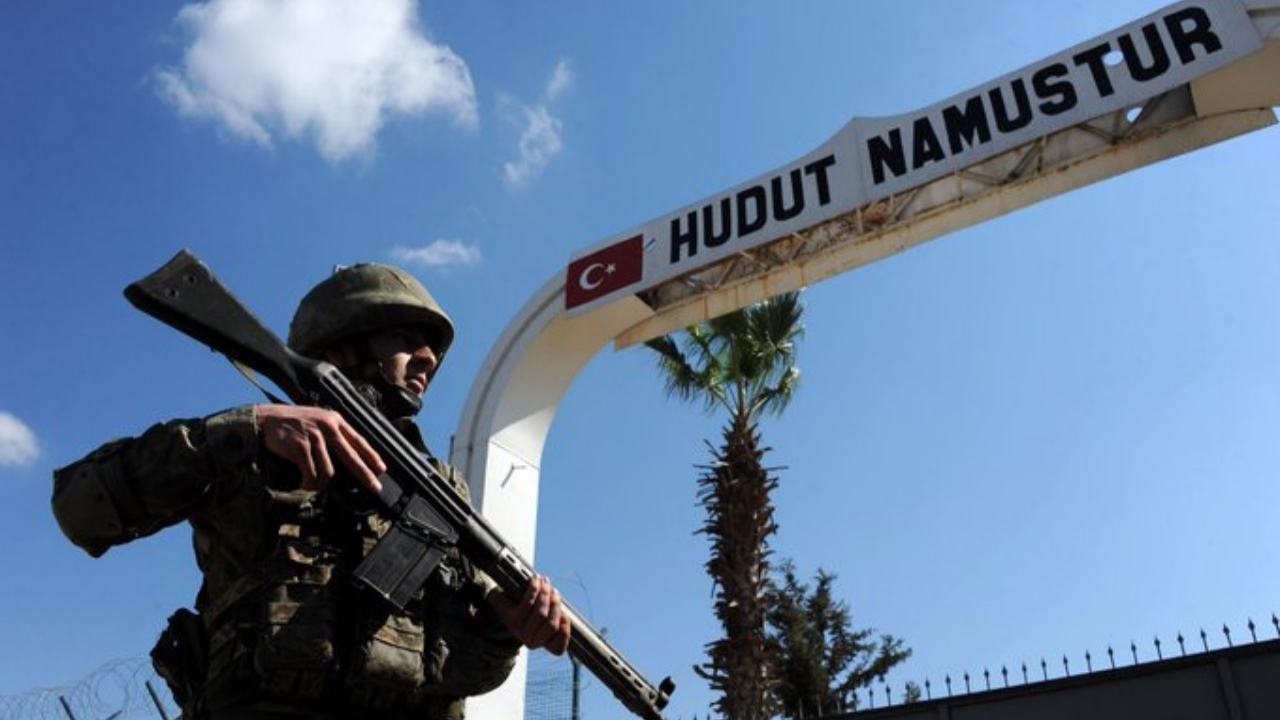 Biri mavi bültenle aranan 3 DEAŞ'lı yakalandı