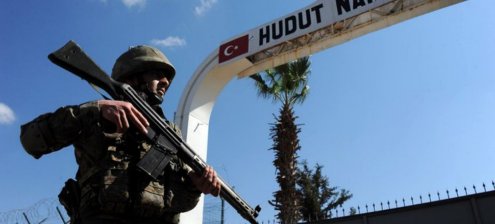 Biri mavi bültenle aranan 3 DEAŞ'lı yakalandı