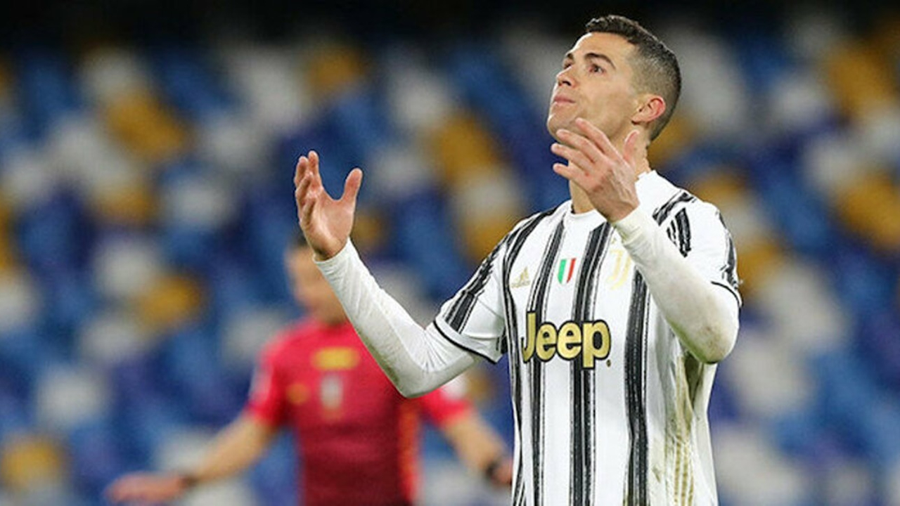 Merih'siz Juventus Napoli'ye yenildi!