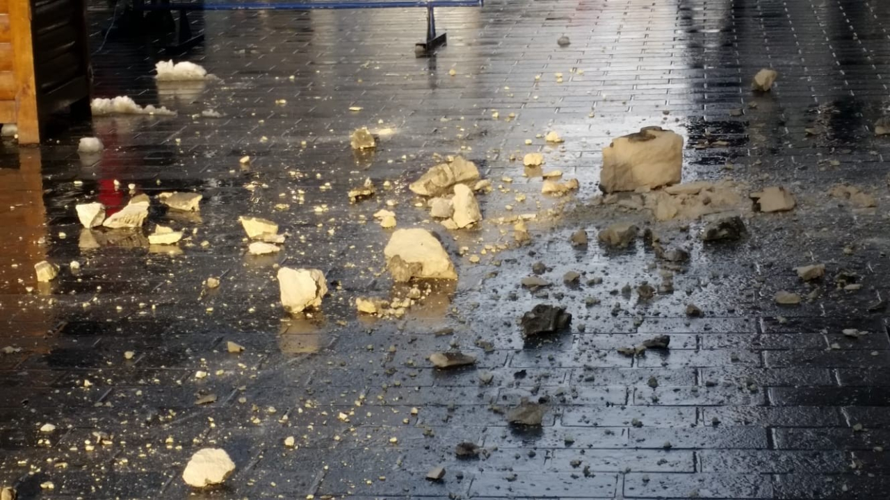 İstiklal Caddesi’nde faciadan dönüldü