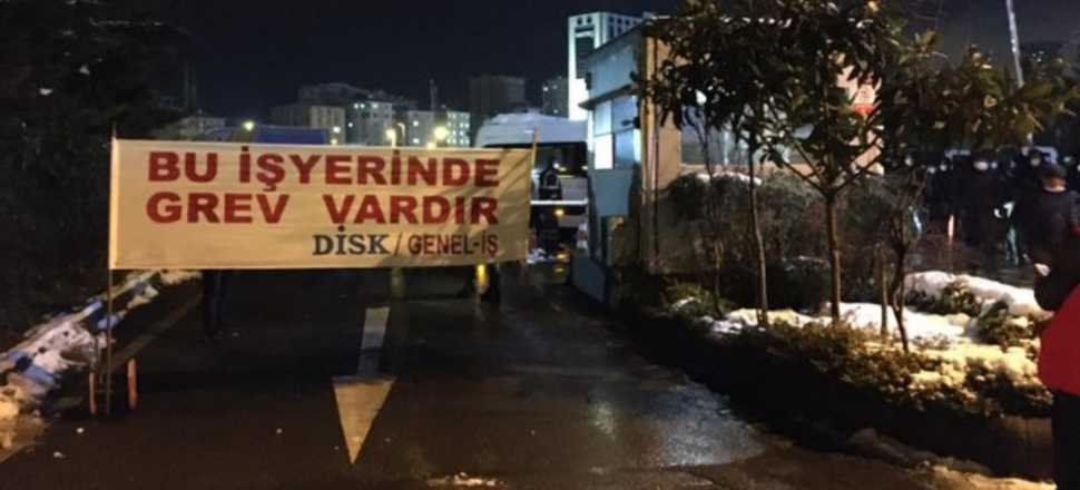 2 bin 300 çalışan iş bıraktı