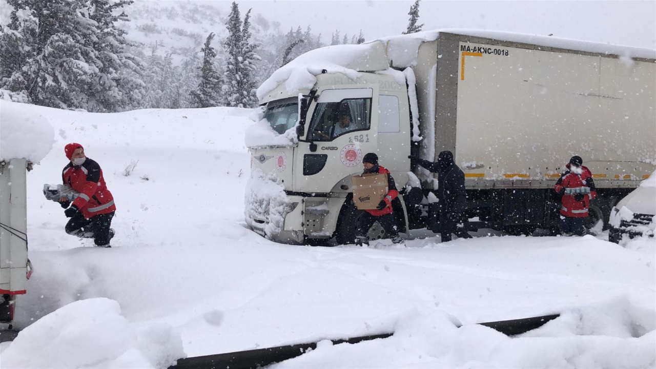Balıkesir- Susurluk yolu tek şeritten trafiğe açıldı