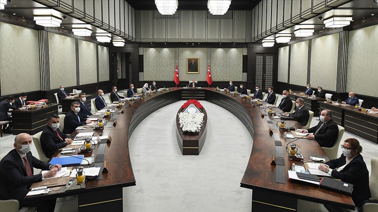 Kabine bugün toplanıyor!