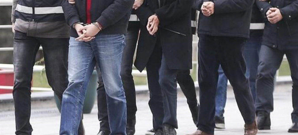 FETÖ'nün hücre evlerine şafak baskını