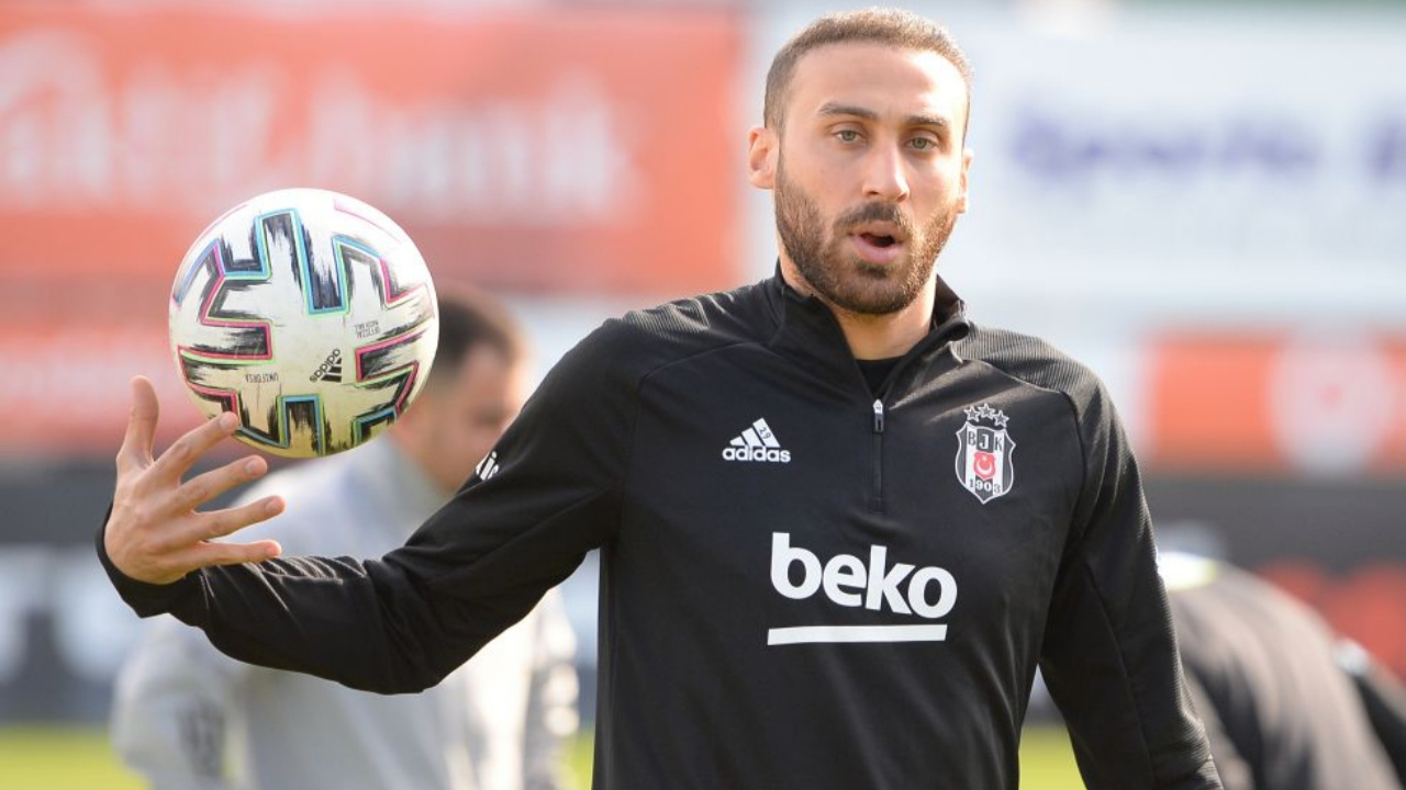 Cenk Tosun, Emre Belözoğlu'nu nazikçe geri çevirdi