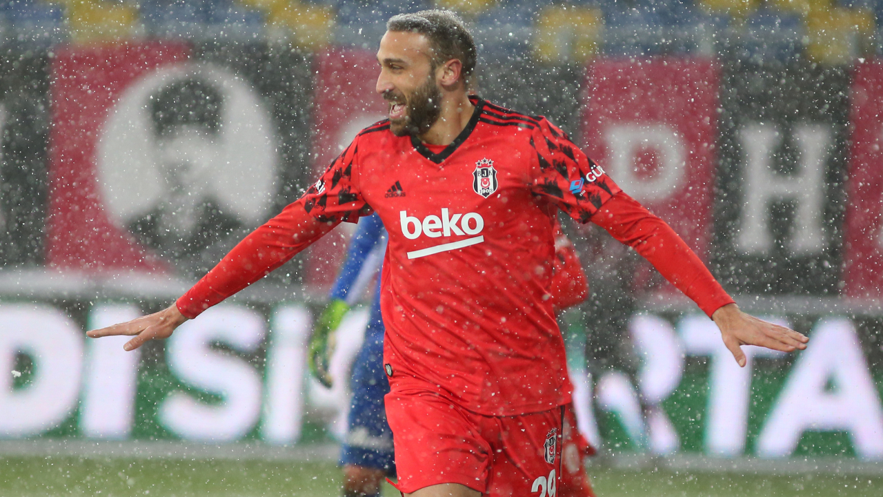 "Cenk Tosun Beşiktaş için bir fırsat transferidir"