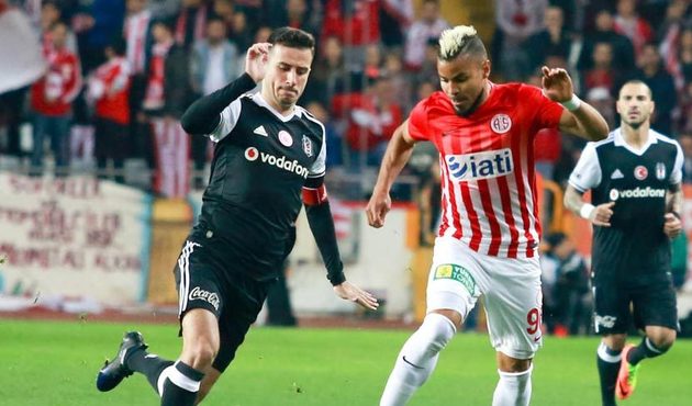 Oğuzhan Özyakup’tan Aboubakar’a uyarı!