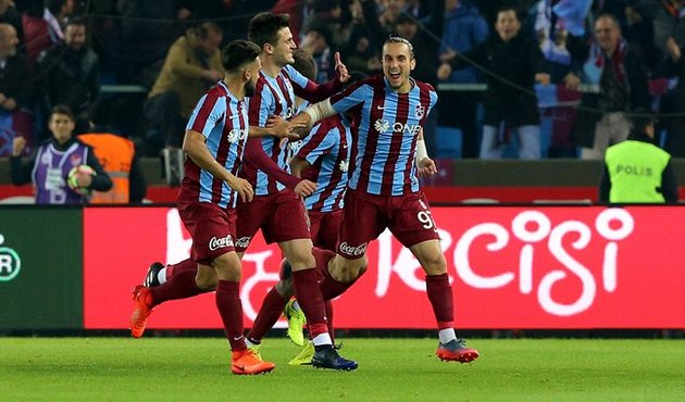 Yeni Trabzonspor Galatasaray'ı da devirdi