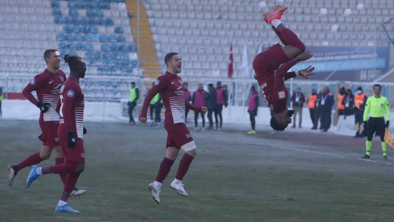 Hatayspor deplasmanda BB Erzurumspor'u 3-1 mağlup etti