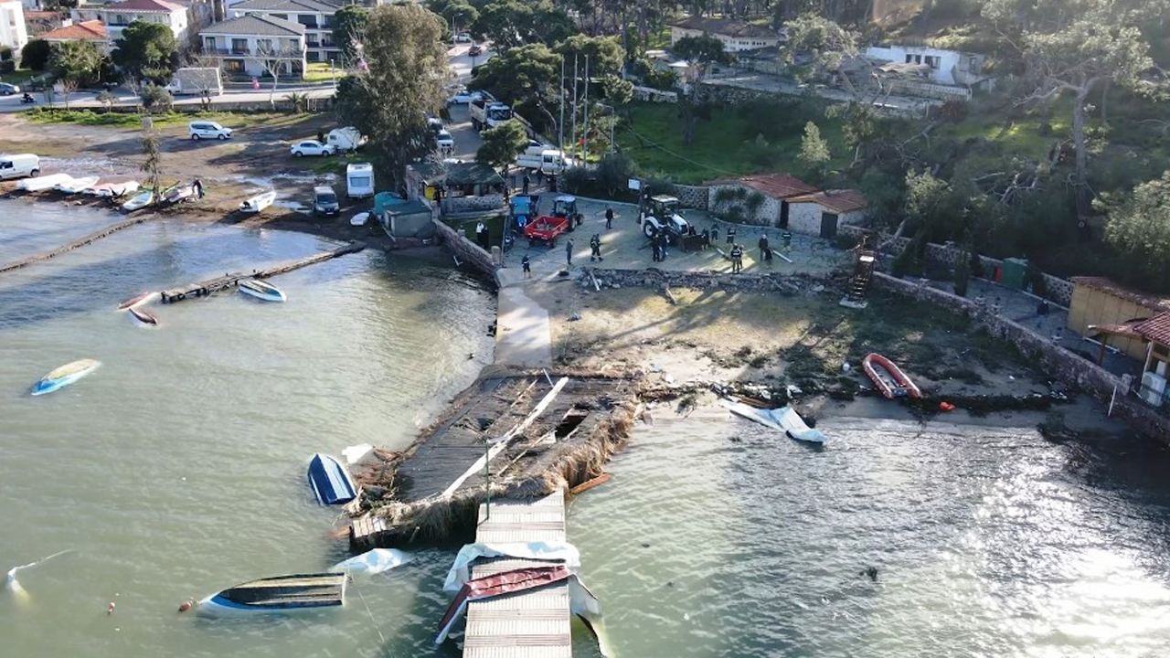 Hortumun vurduğu Ayvalık’a 204 bin TL acil yardım ödeneği