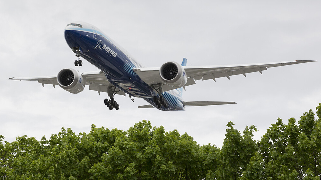 İngiltere Boeing 777'lere hava sahasını kapattı