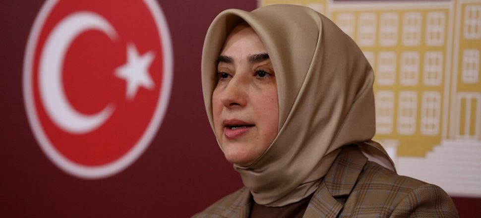 Özlem Zengin: İki aydır sistematik saldırıya uğruyorum
