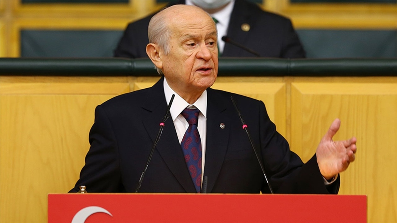 'Yanlış bir tercihin içinde olan varsa dönsün'