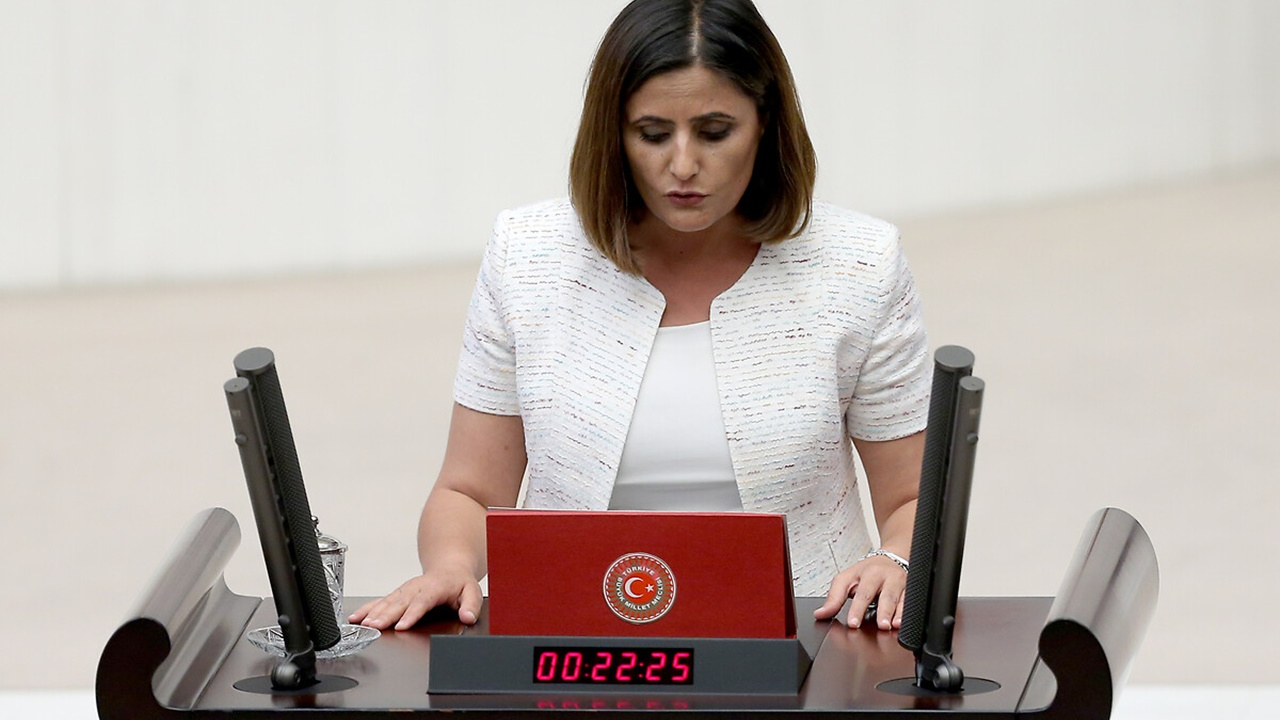 Gara'ya giden HDP'li vekil kod adını kimliğine taşıdı