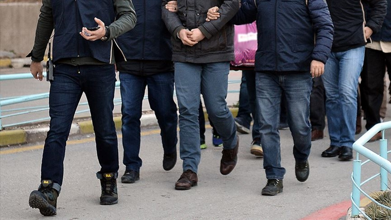 47 ilde dev FETÖ operasyonu