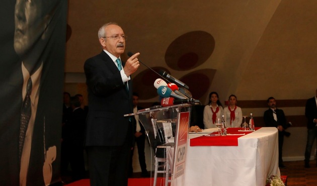 Kılıçdaroğlu muhtarlarla buluştu, "Başkan muhtarlıkları kapatır" dedi