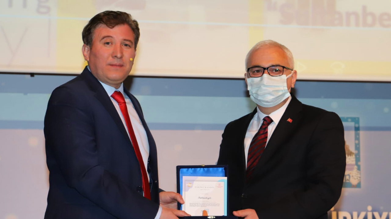 Sultanbeyli Belediyesi örnek projeleriyle ödül aldı