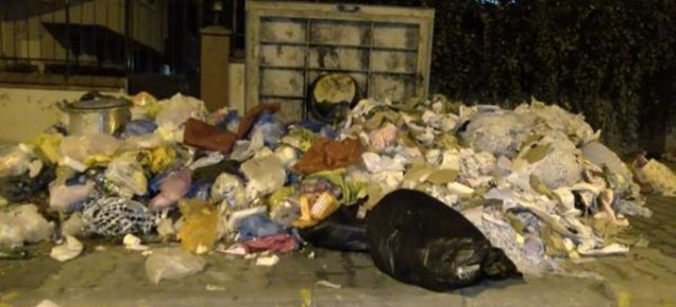 Maltepeliler biriken çöpler için İBB'den yardım istedi