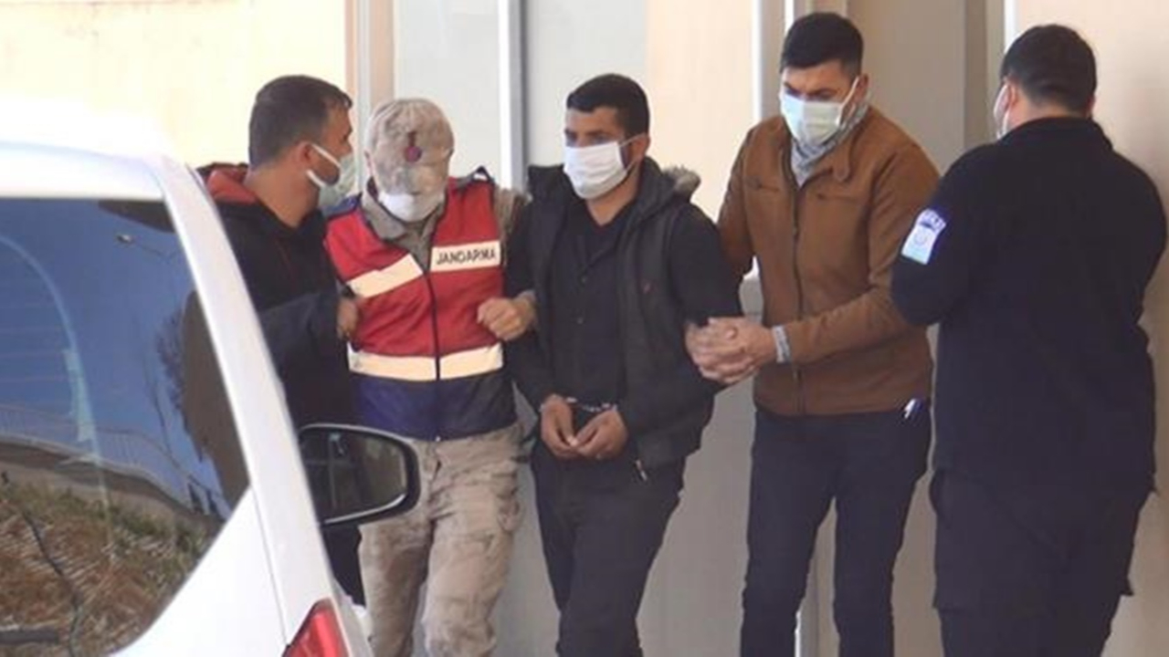 Türkiye'ye girmeye çalışan 3 DEAŞ'lı terörist patlayıcılarla yakalandı
