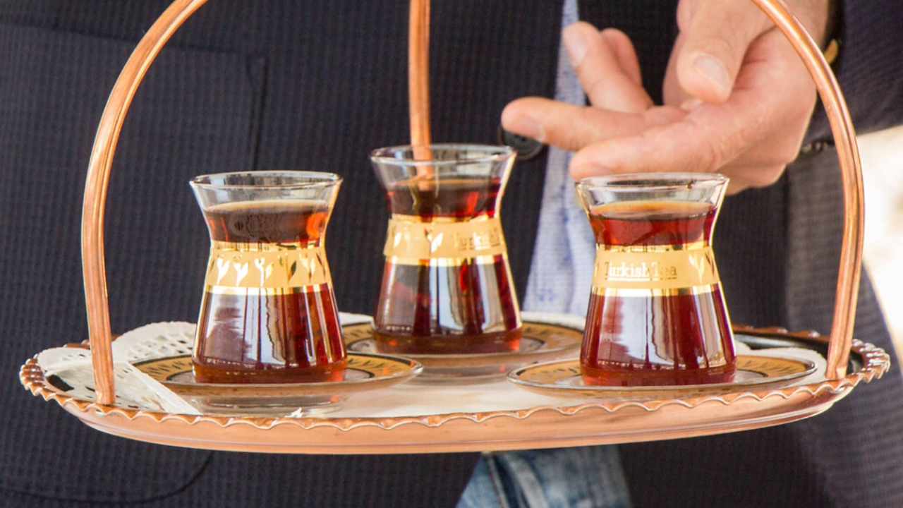 ABD'li doktor: Koronanın ilacı çay!