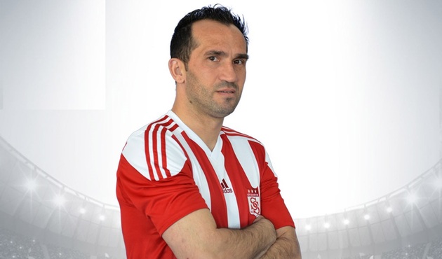 Çapraz bağları kopan Gekas Sivasspor'dan gönderildi