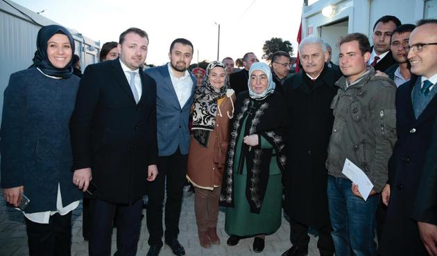 Başbakan Yıldırım Yukarıköylü gencin mektubunu teslim etti