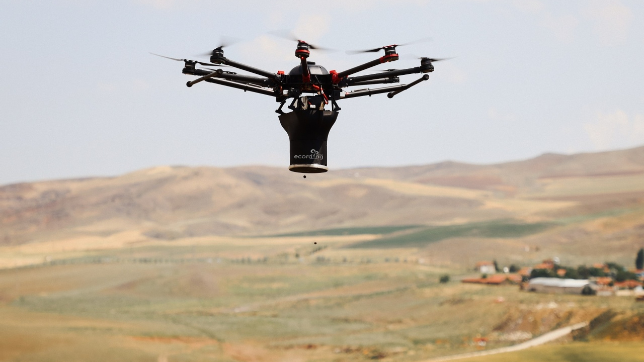 Sabri Ülker Çevre Ödülü’nün bu yılki kazananı “ecoDrone” projesi oldu
