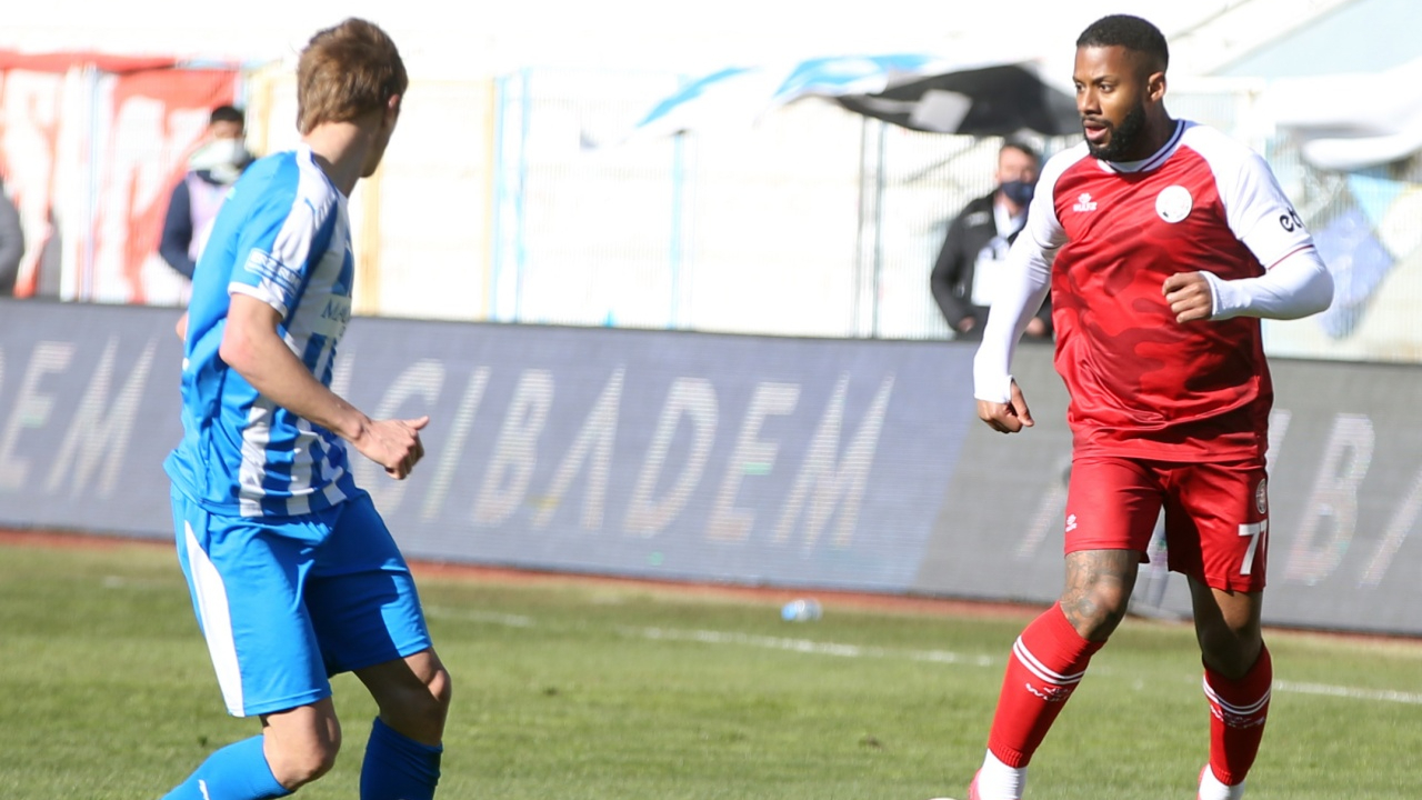 BB Erzurumspor-Fatih Karagümrük 2-2 berabere