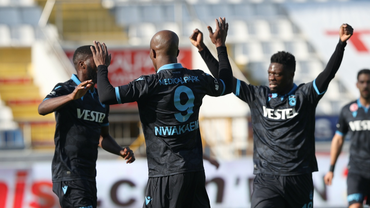 Trabzonspor Kasımpaşa deplasmanında 1-2 galip