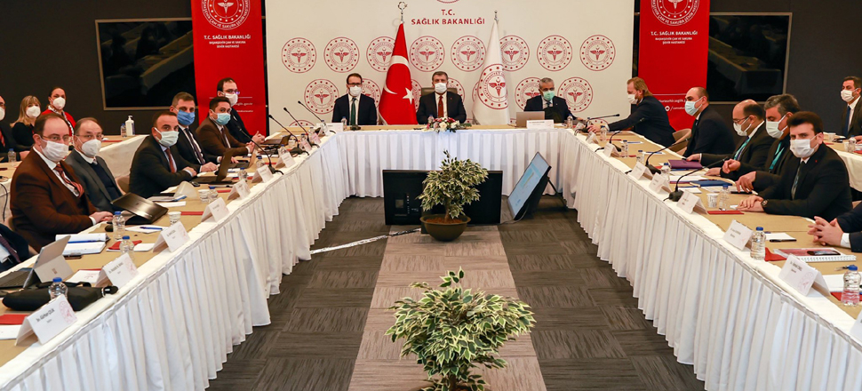 Bakan Koca: Polikliniklerimizde hasta artışı var