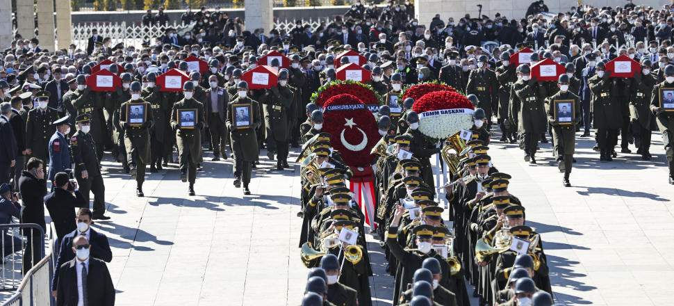 Türkiye 11 şehidini devlet töreniyle uğurladı