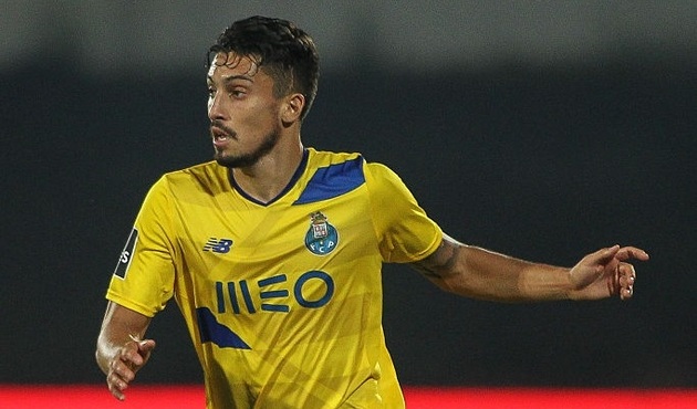 Alex Telles Portekiz liginin en iyi 11'ine seçildi!