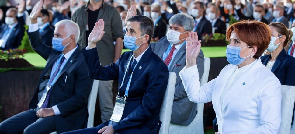İYİ Parti'de bir istifa daha