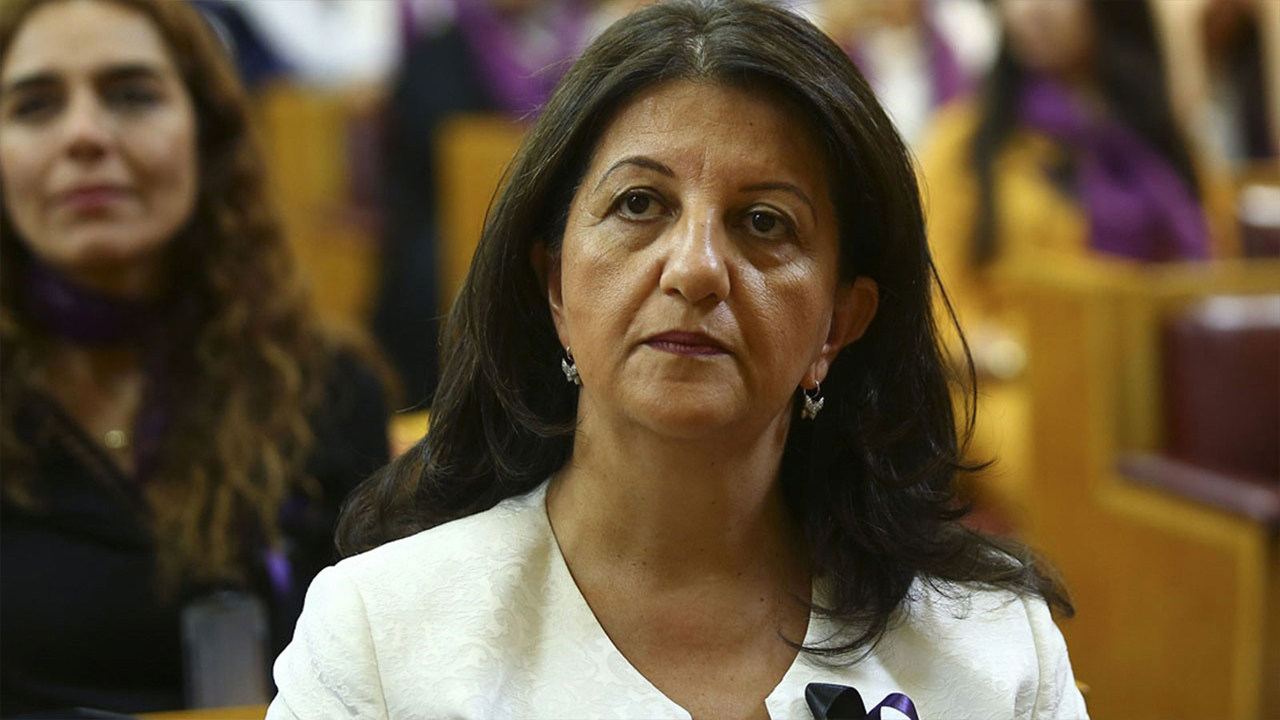 Buldan 'Çocuklara dağı gösteren siyasetin' ortağı oldu