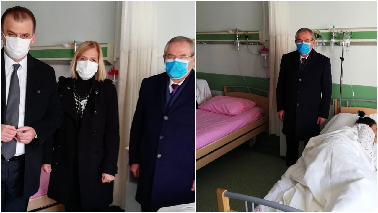 CHP'lilerden darp edilen kadının başında poz