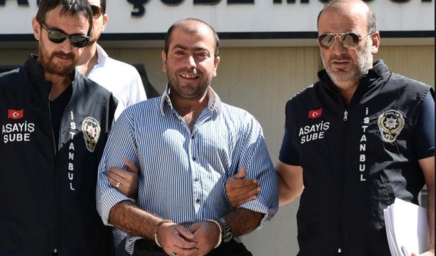 Tekmeciyi serbest bırakan hakim FETÖ'den tutuklandı!