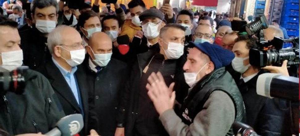 Kılıçdaroğlu'na İzmir'de bozuk yol tepkisi