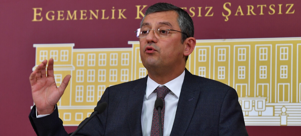 Batı'nın fakir ülkelere aşı vermemesini AK Parti'ye bağladı