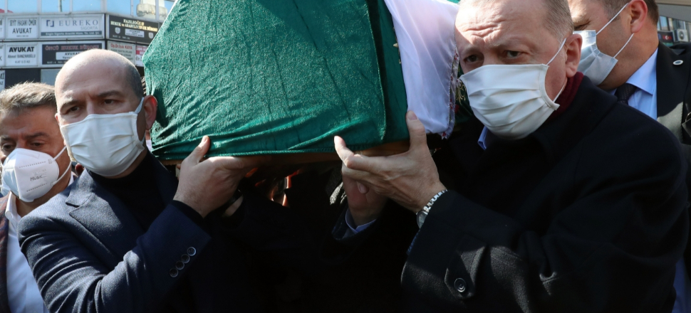 Bakan Soylu'dan annesine veda