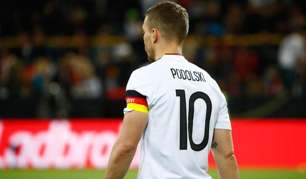 Lukas Podolski'den muhteşem veda / VİDEO