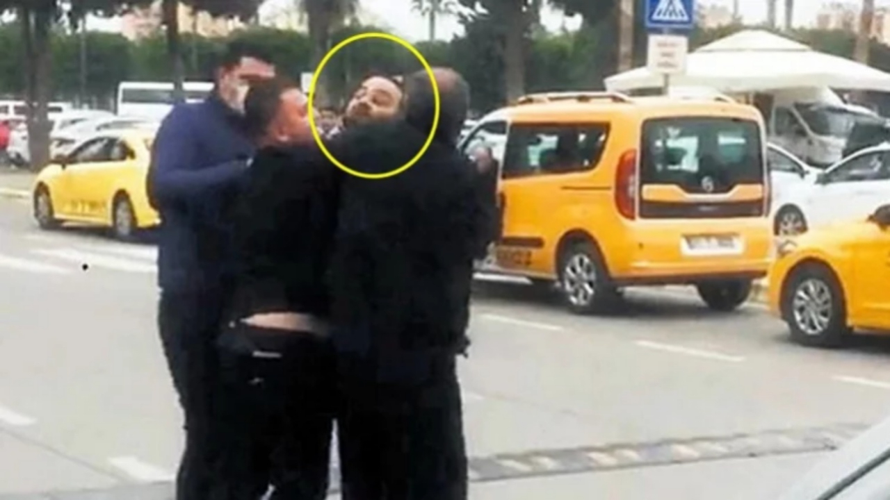 Hasan Şaş'ı 3 kişi zor zaptetti
