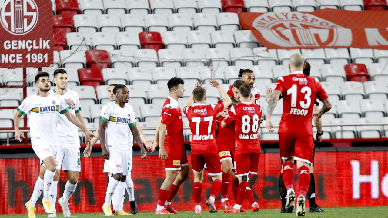 Antalyaspor tarihinde 2. kez Türkiye Kupası finalinde...
