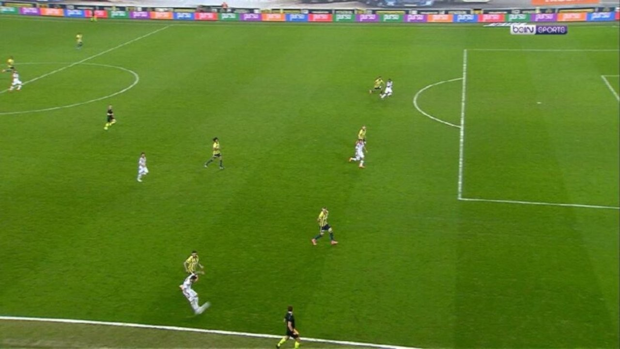 Fenerbahçe'nin yediği ikinci golde ofsayt çizgisini FETÖ çekti! TFF savcılığa başvurdu