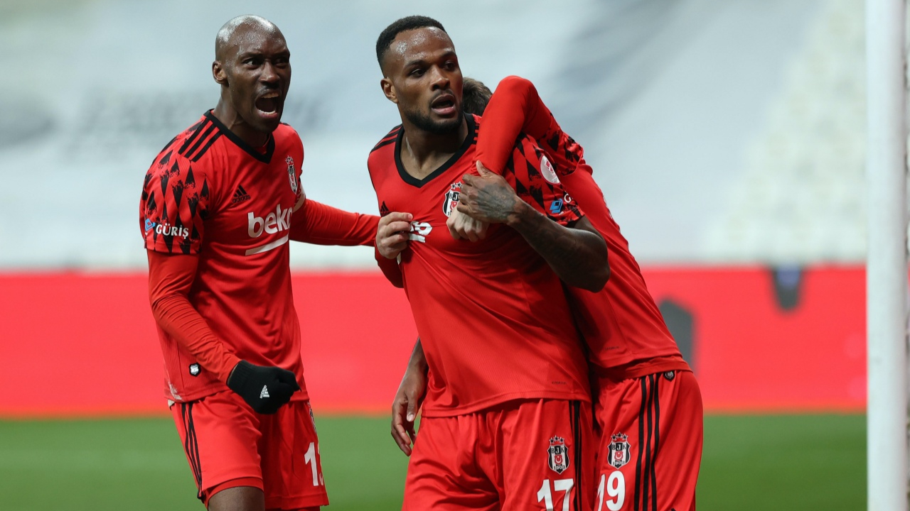 Ziraat Türkiye Kupası'nda ilk finalist Beşiktaş