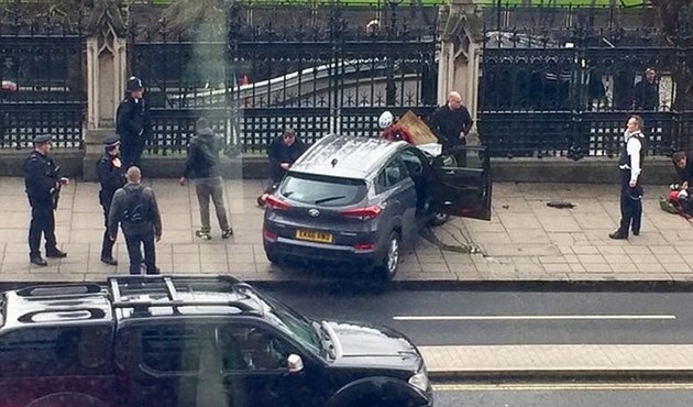 Londra'da korkunç terör bilançosu: 5 ölü, 40 yaralı...