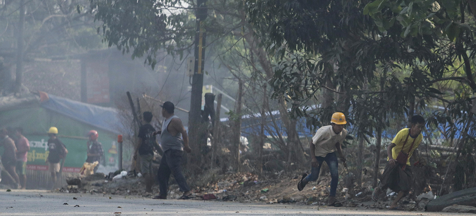 Myanmar'da darbecilerin şiddeti bitmiyor